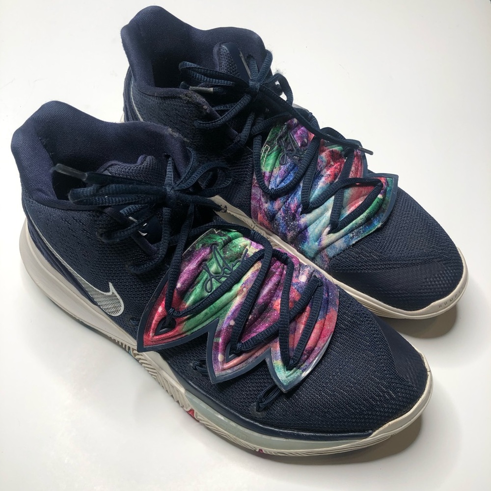Nike Kyrie 5 Multi Color